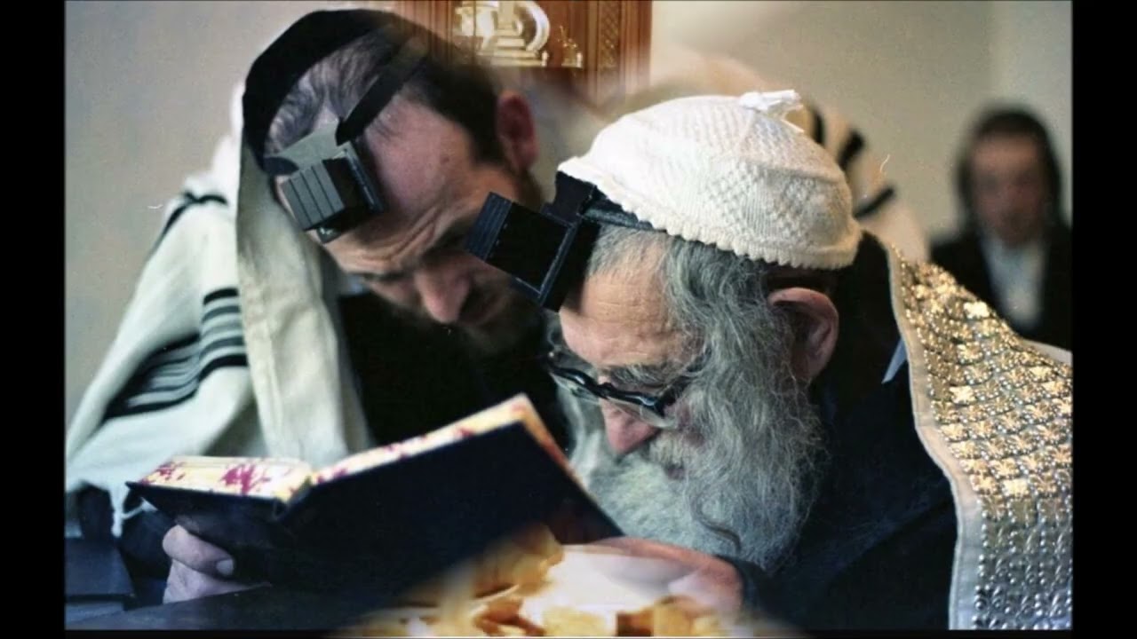 Cantor Ari Klein Z"L - Bemotzaei Menucha