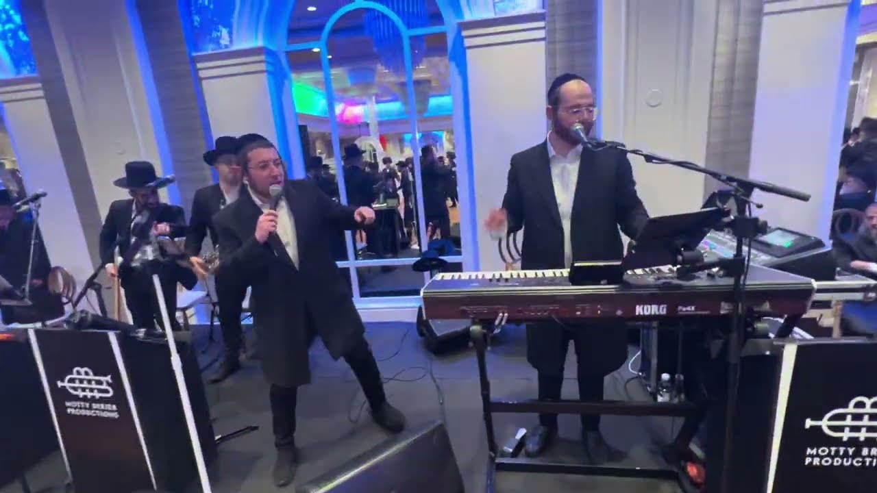 Purim hit | Singer Kalmy Schwartz, Motty Breier on the Keys, Musicians Avrumi Basch & Shea Goldfish