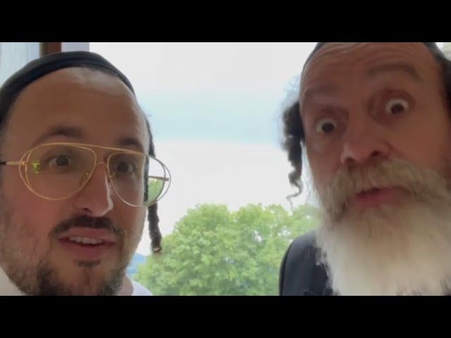 Lipa Welcomes Chatzatzker Rebbe to his Home