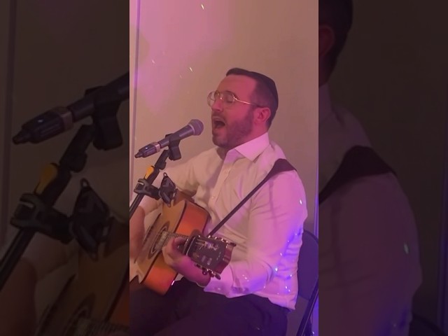 Singing for the Bibas Fam hostages Shiri, Ariel & Kfir 😢 🧡Acheinu for our brothers in #israel 🇮🇱