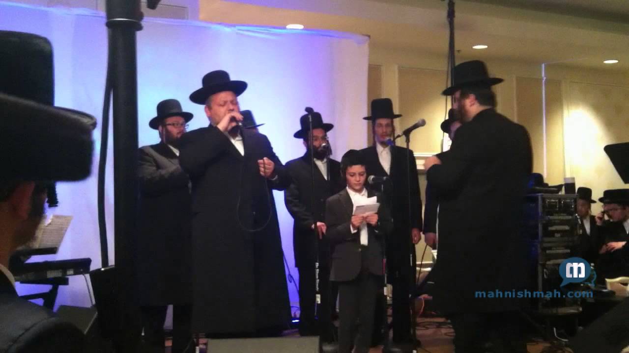 Chazzan Helfgott At RCCS Dinner In Monsey - Zohcreinu Lchaim
