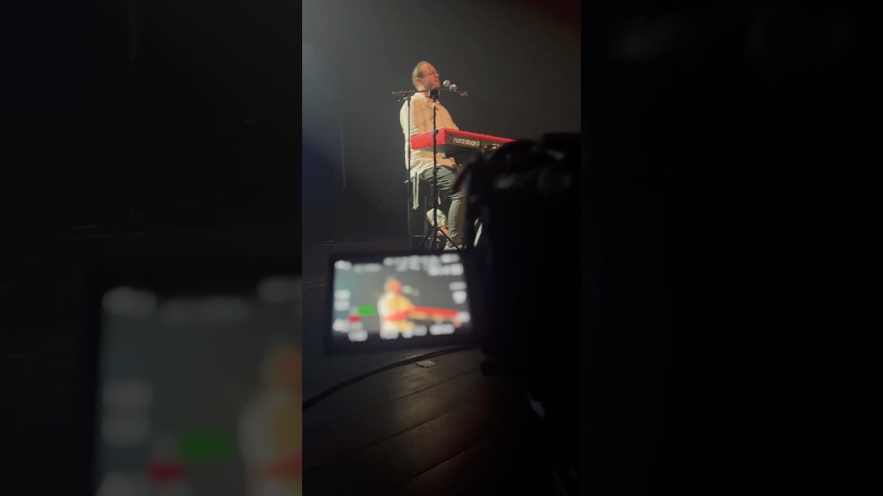 תהילים 🥹 שיר חדש בהופעה…