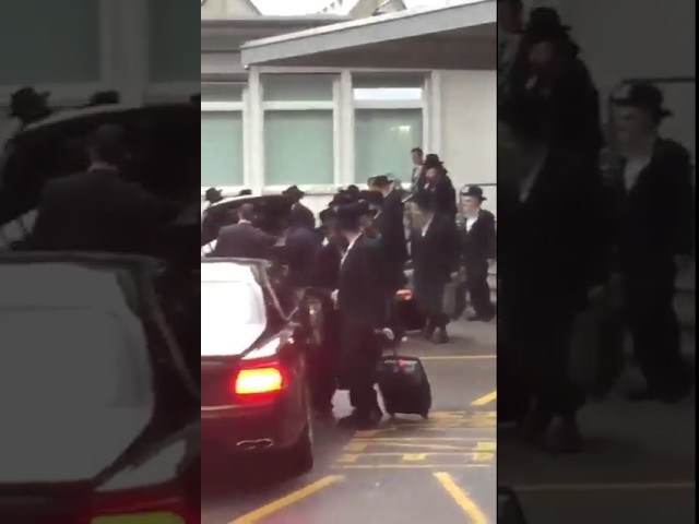 Gerrer Rebbe Arriving In Switzerland - Menachem Av 5777