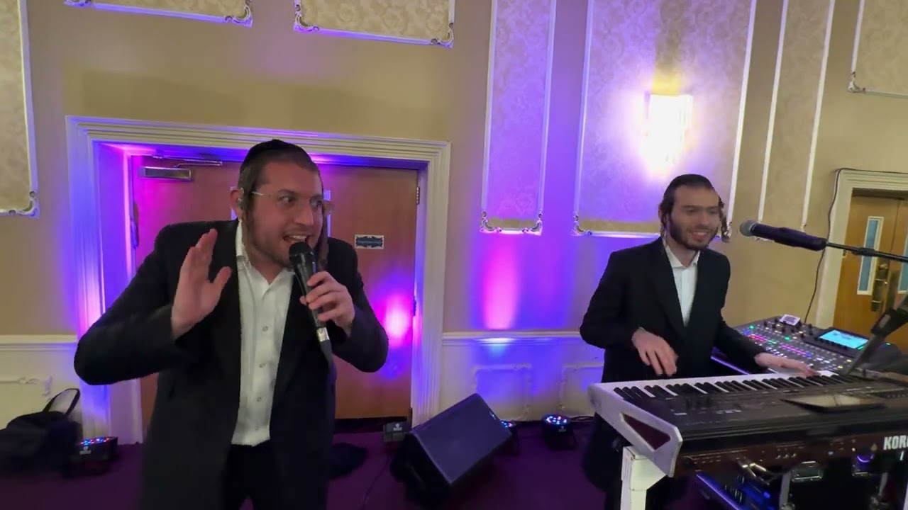 Kalmy Schwartz With Yoiny Fisher. Wedding second dance #jewishwedding