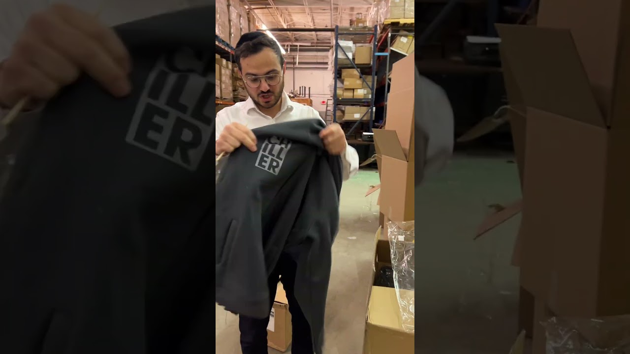 🚨THEY’RE HERE🚨The OFFICIAL ChillZone sweatshirt just dropped!!🔥