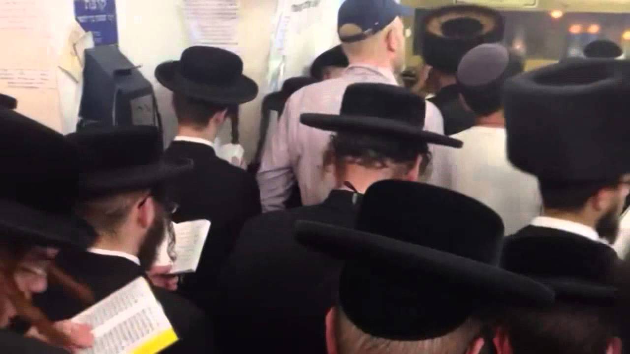 Kever Rashbi in Meron on Erev Shabbos Lag BaOmer 5774 | 2014 קבר הרשב"י במירון בערב שבת ל"ג בעומר