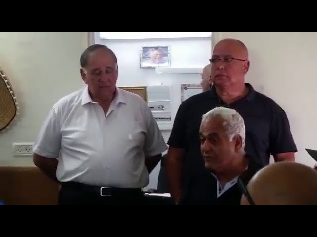sanitation workers are told to vote Yahav or risk losing their jobs