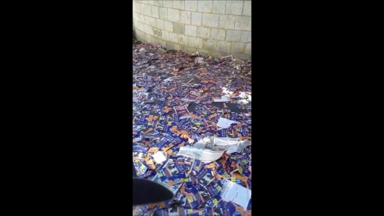Jerusalem Election Trash Litters Streets On Election Day