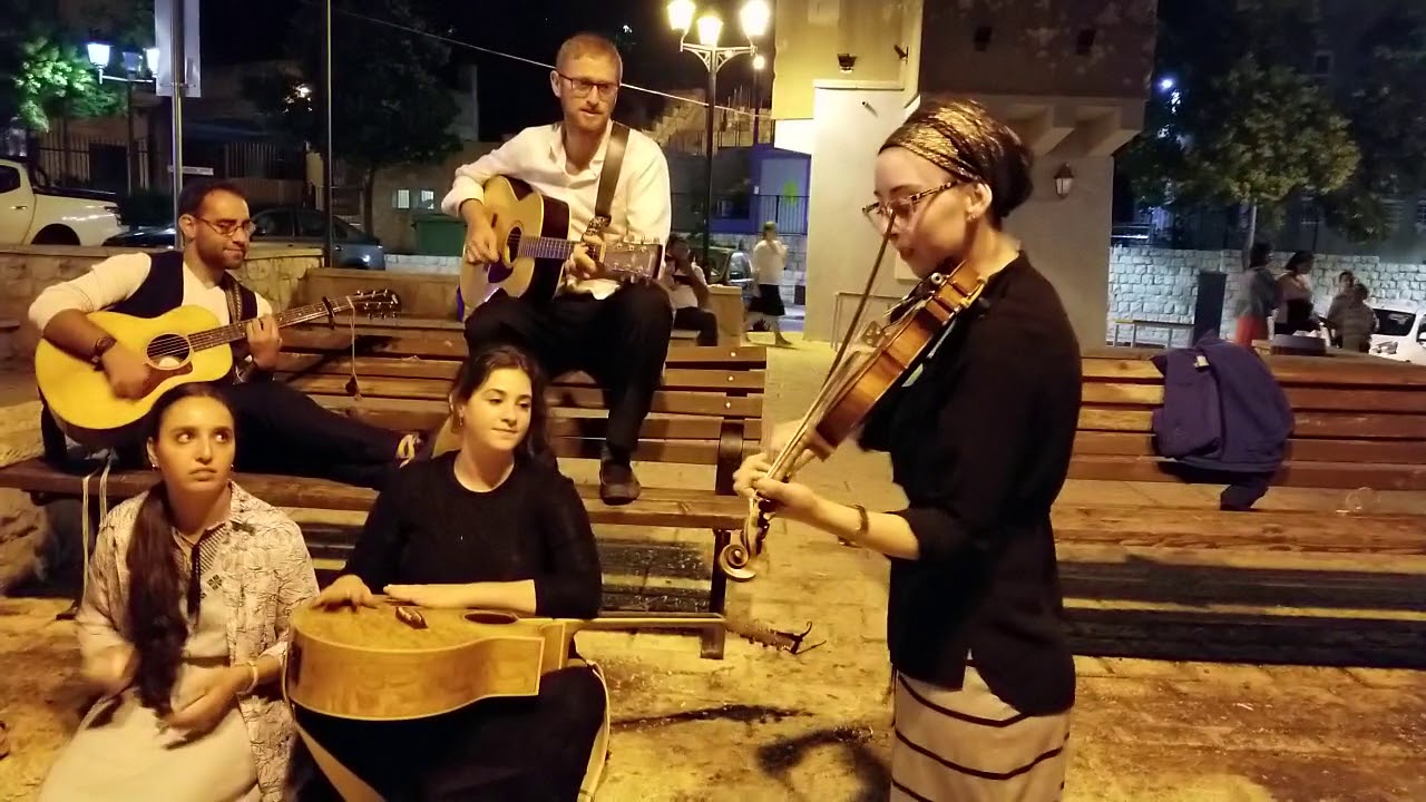 Benzion Klatzko's "LO ALECHA" Acoustic Version in Tzfat