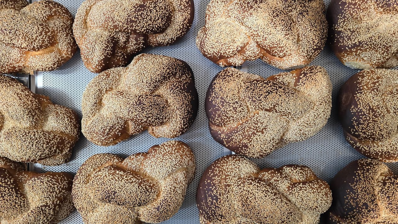 פרישע חאלע'ס ארץ ישראל | New israeli challah Bakery opened in Lakewood