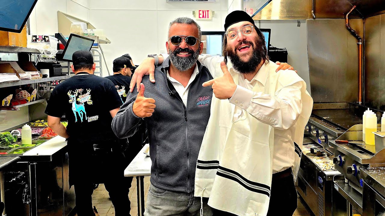 Let’s try the Smash House FLEK cholent! We got Yossi Brach to give us his honest review!