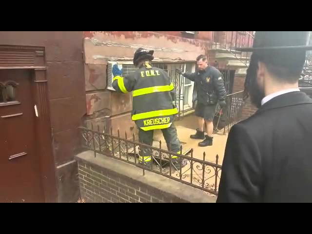 Collapse At Construction Site On Wilson St In Williamsburg 2