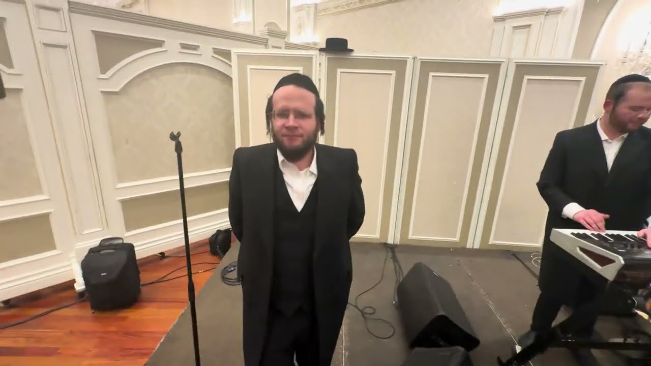 Herskowitz & Schwartz Wedding with Motty Breier on the keys. Singer, Bentzion Weberman