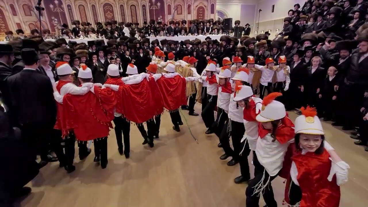Kretshnif | Stein & Rosenbaum Wedding | Surprise kids flash mob dance | Singer Kalmy Schwartz