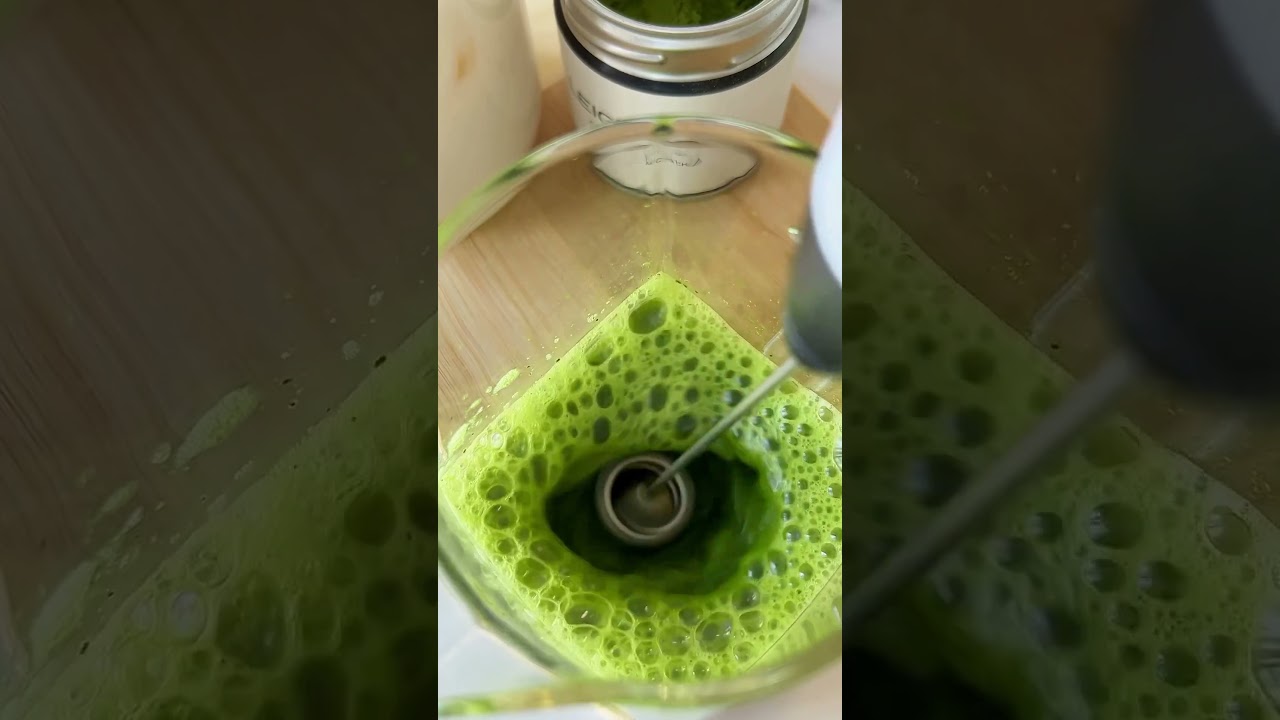 Make iced matcha latte with matcha cold foam using OU Kosher certified @leighleaf_tea organic 🍵!