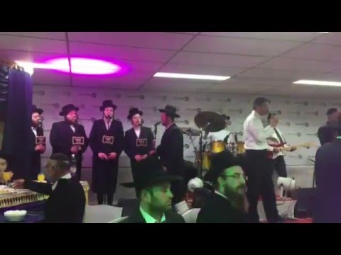 'ברכת הבנים' אוהד מושקוביץ ומקהלת 'יחד' בביצוע מרגש