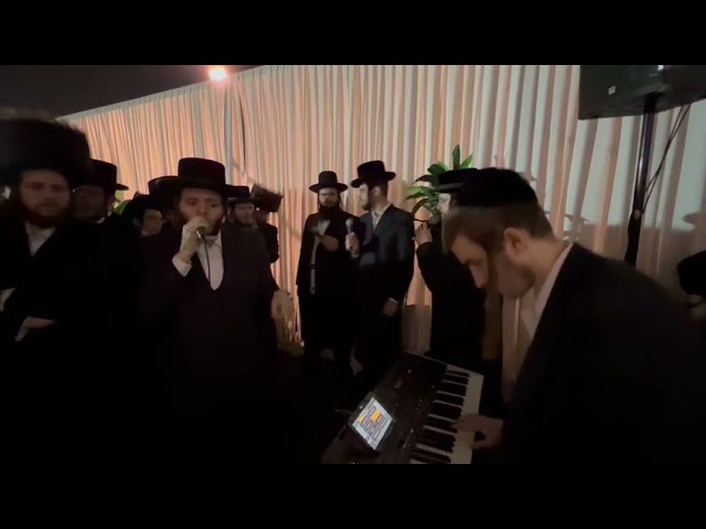 חופה - שרוליק לפקוביץ עם זאנוויל ויינברגר ואפרים מרקוביץ