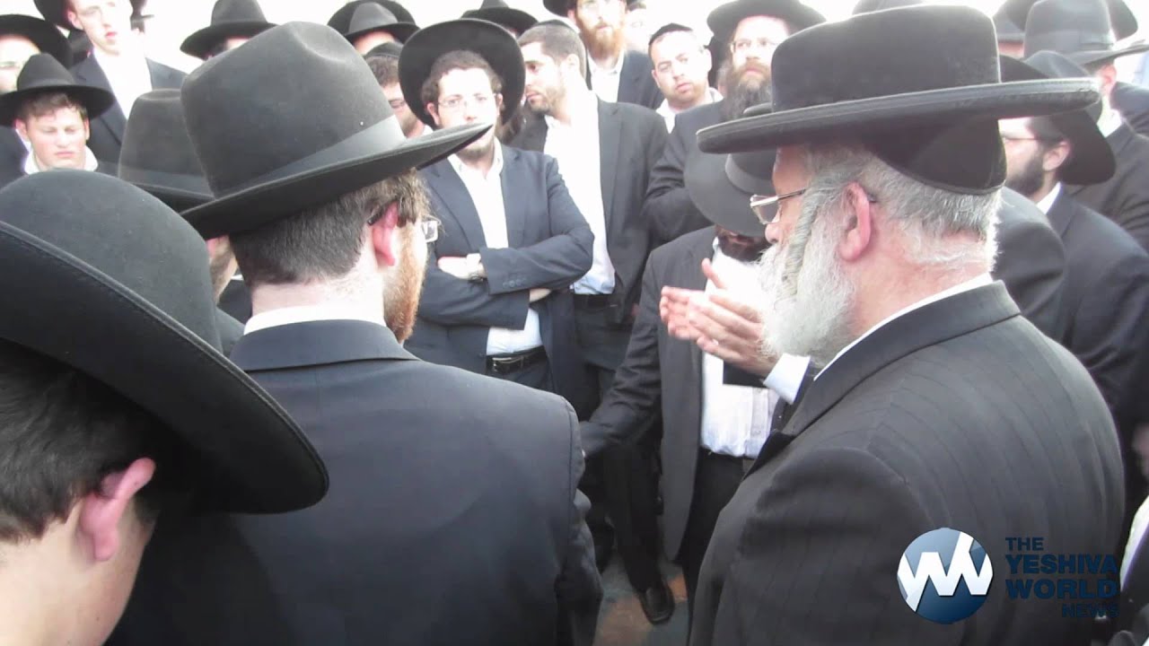 Landsman Levayah
