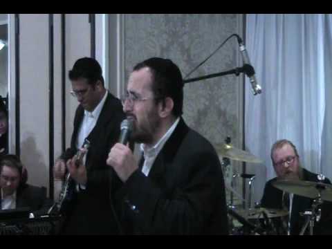 Lipa Sings Binyan (and Bom Bom Bidam) at a Chasuna.wmv