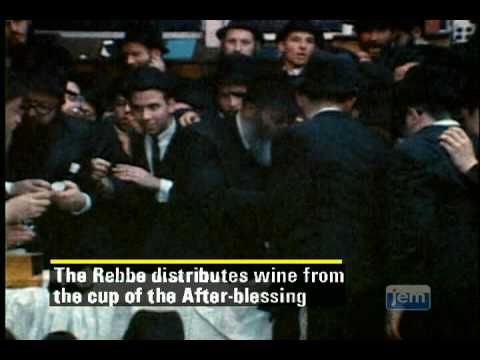 The Lubavitcher Rebbe Distributes Kos Shel Brocha