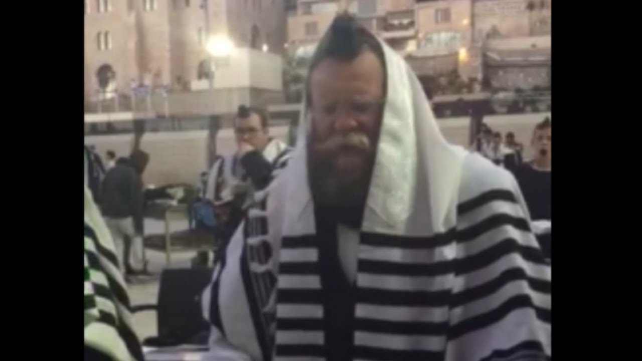 Kumah! - Reb Yossel Wienberg's ("Bubah") Legendary "Kumah" Shout