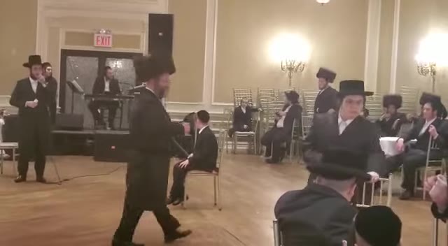Yoely Brown & Avrumi Berko - Mitzvah Tantz יואלי ברוין ואברמי בערקוי - מצוה טאנץ