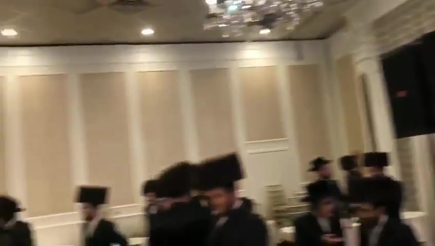 Suscher Guttman • Yanky Briskman | יששכר גוטמאן עם יענקי בריסקמן בחתונה