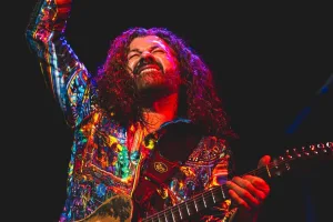 Tab Benoit