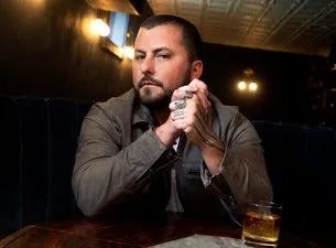Tyler Farr