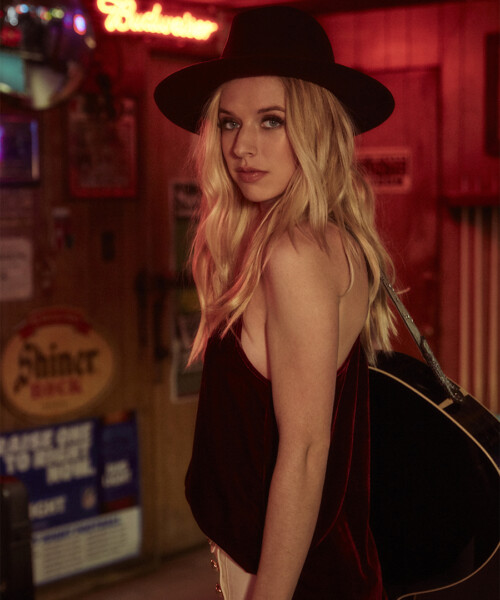 ZZ Ward